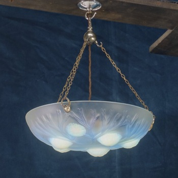Art Deco Plafonnier “Les Oursins” – Sabino Opalescent Glass, 1930s   RESERVED