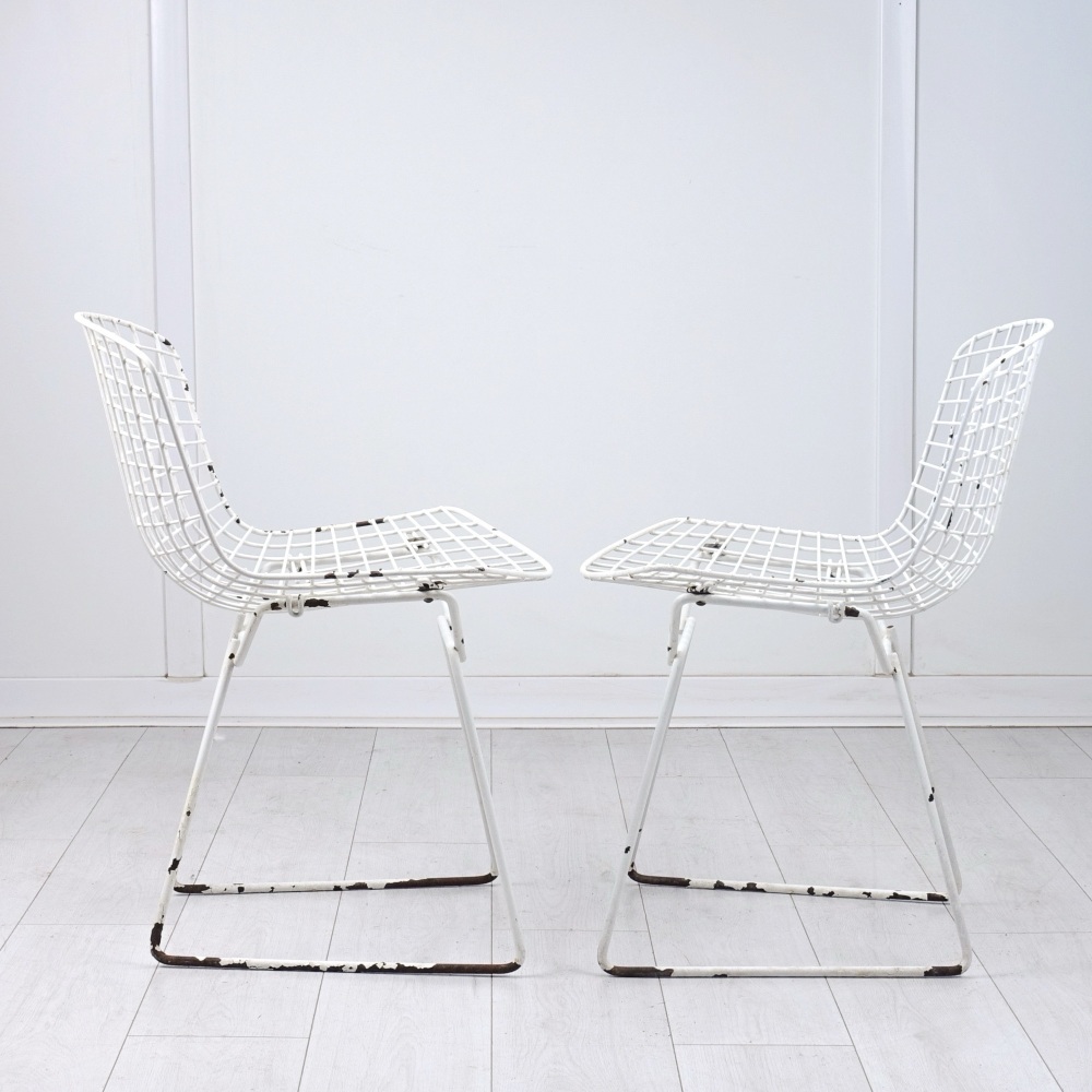 bertoia-chairs-pair-sides