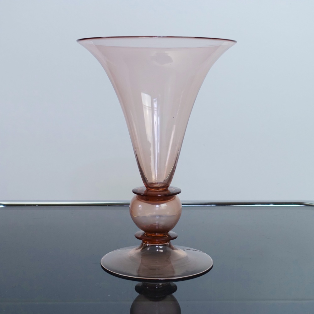 Murano Glass Vase in the Style of Vittorio Zecchin for Venni Italy c.1930