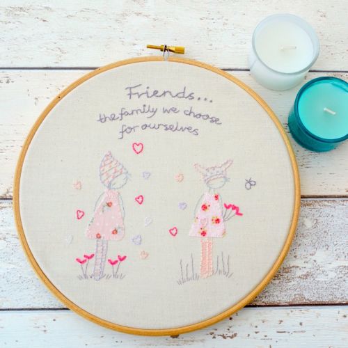Friends Embroidery Hoop Lilipopo Pattern- JustSewHelen.com
