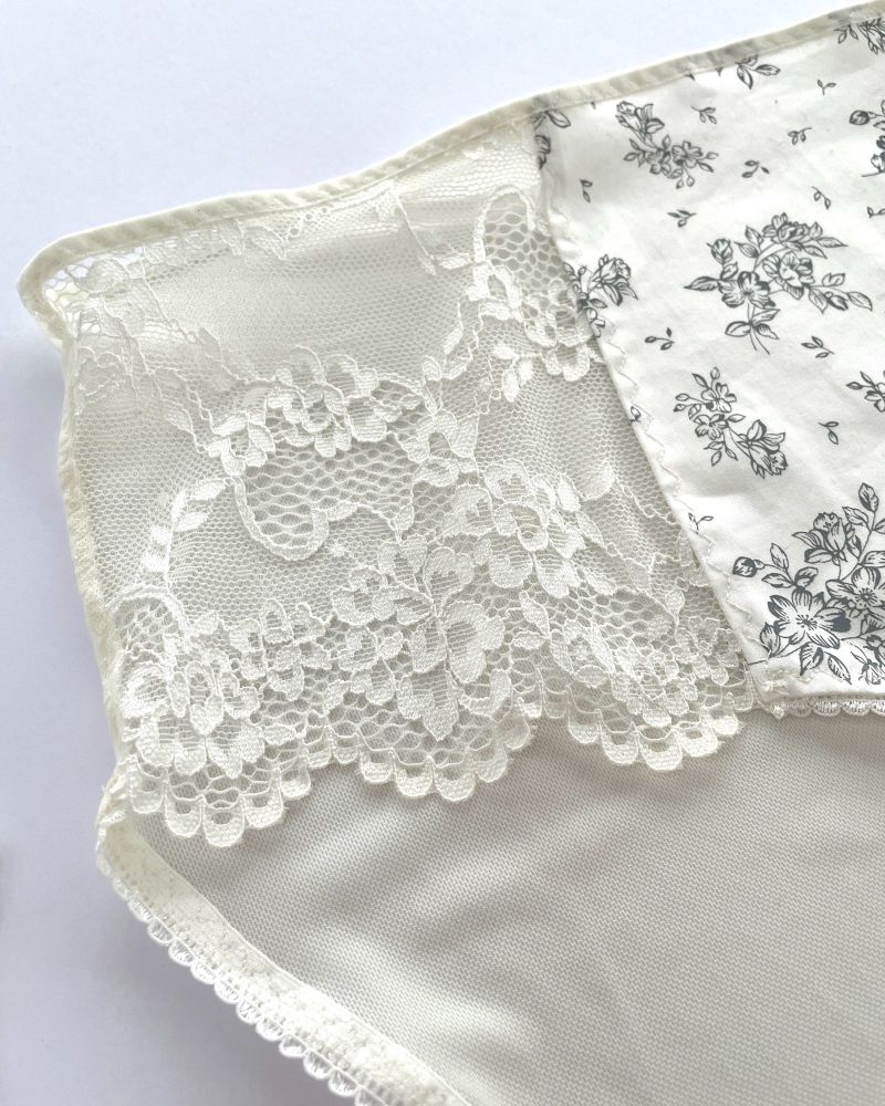 Stretch cotton sateen and galleon lace panties