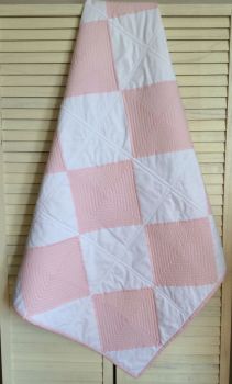 Square Diamond Baby Quilt (Pink and White)