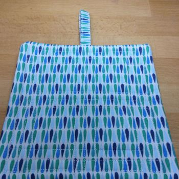 Single Quilted Pot Holder with Tab