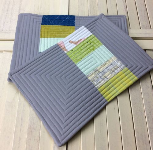 Set of Two Quilted Place Mats (Carkai Mint Green)