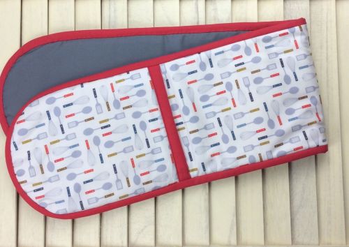 Oven Gloves (Kitchen Utensils - Cream)