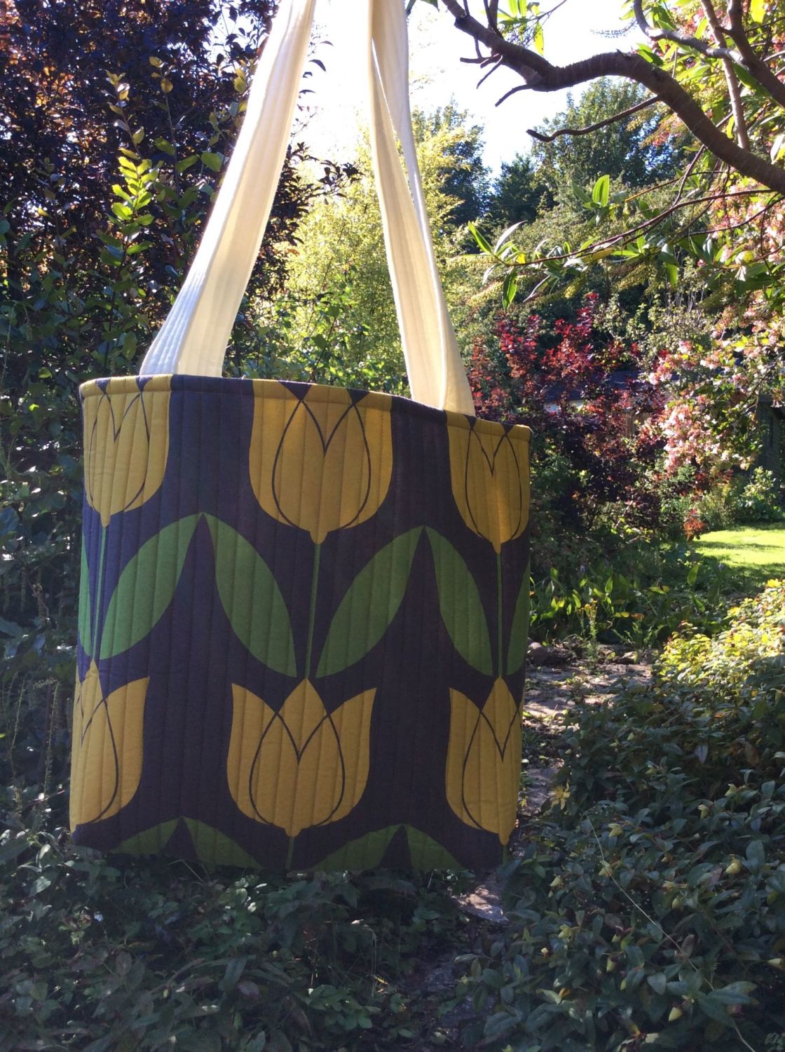 Tulip Tote Bag