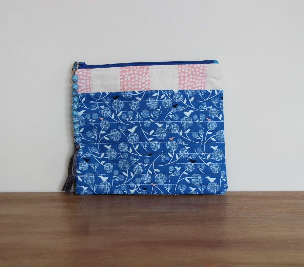 A Dorset Patchworks Bits and Bobs Quilted Pouch (September Blue, Birds)