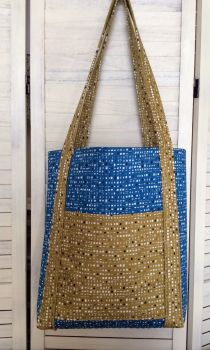 New Horizons Quilted Tote Bag With Pockets