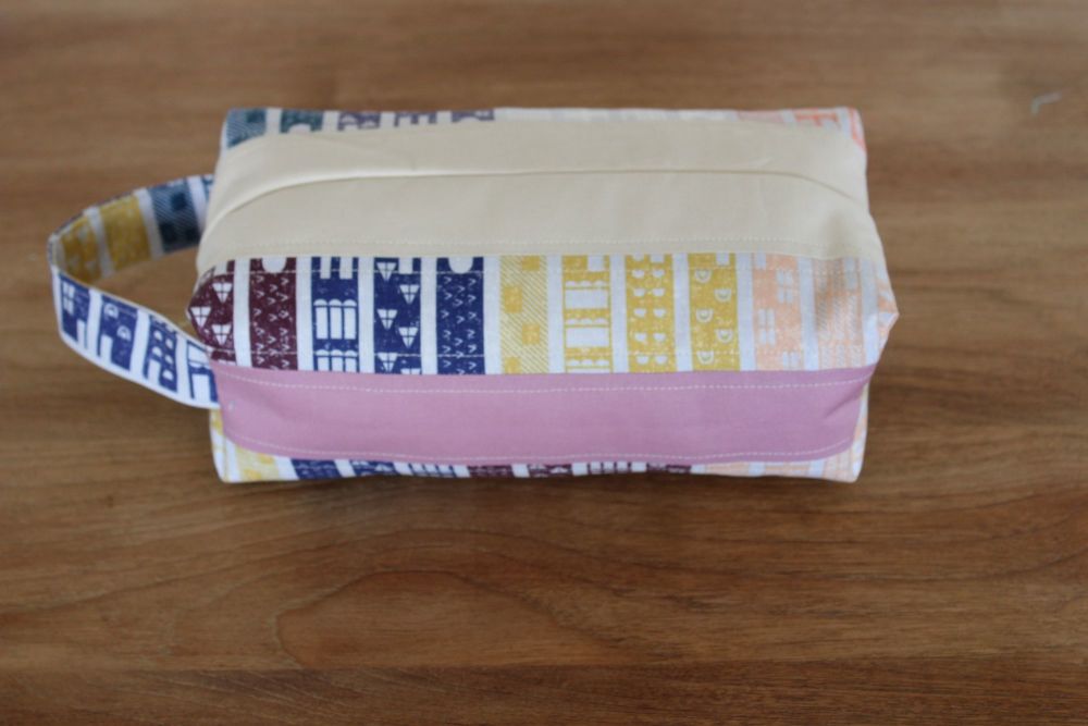 A Dorset Patchworks Bits and Bobs Quilted Box Pouch (Life's Journey)