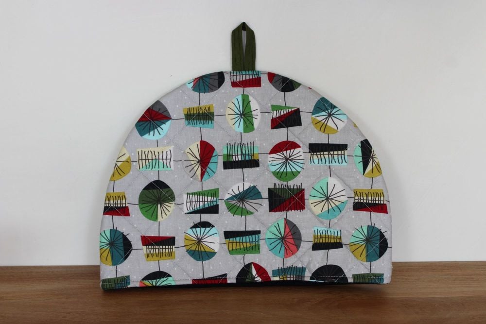 Mid Mod Main in Grey Quilted Tea Cosy(3)