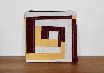 A Dorset Patchworks Bits and Bobs Patchwork  Pouch (Log Cabin)