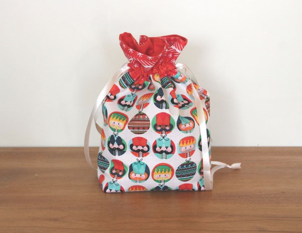 Christmas Drawstring Gift Bag -Nutcracker Christmas(1)