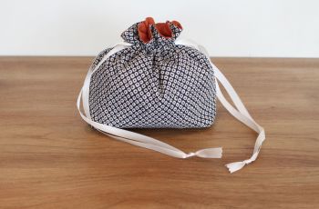 Kasuri Drawstring Gift Bag(1)