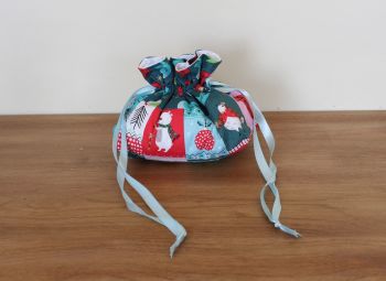 'Forest Friends' Christmas Drawstring Gift Bag(2)