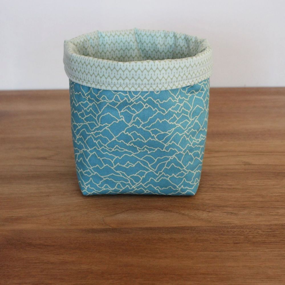 Small Fabric Storage Container (S)(9)