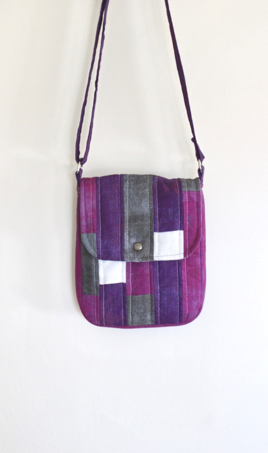 Purple Grunge Quilted Cross-Over Bag