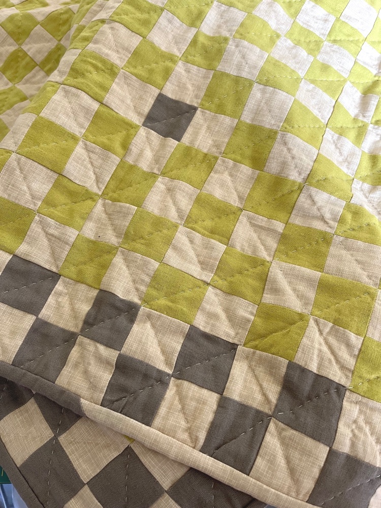 Hand Quilted Patchwork in Pear