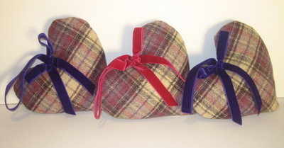 Winter Spice Tartan Hanging Heart
