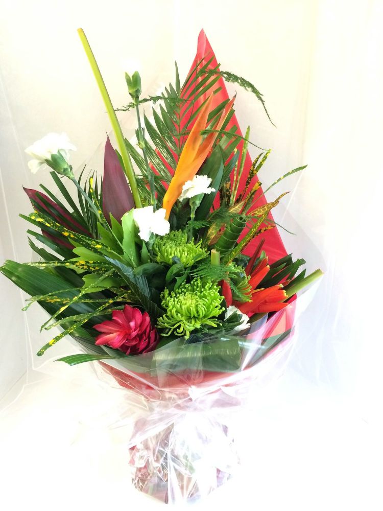 Modern, front facing arrangement - £35.00