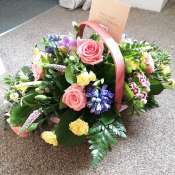 Basket - Fresh flower floral arrangement in a basket - Mother's Day gift - SOLD OUT!