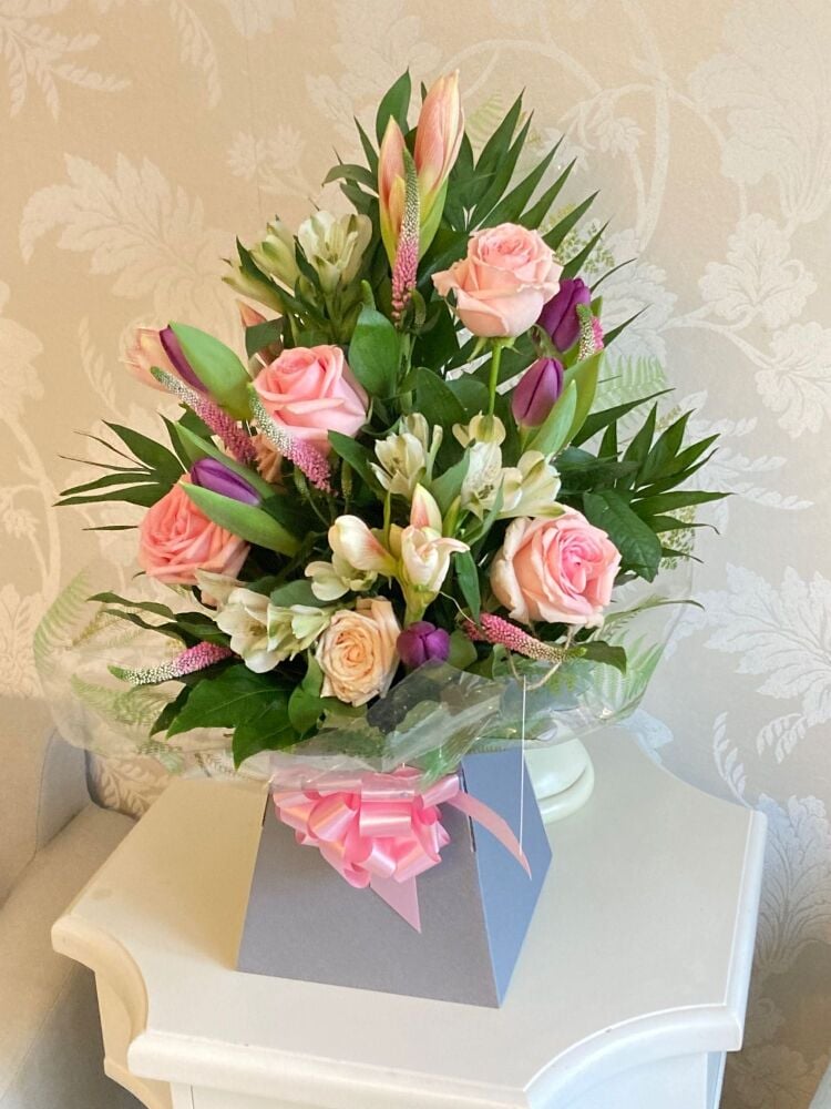 Luxury - Mixed Seasonal Fresh Flower Floral Arrangement - perfect gift  - &pound;60.00
