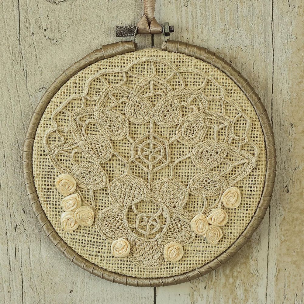Fabric Decoration: Farmhouse Wall Art 