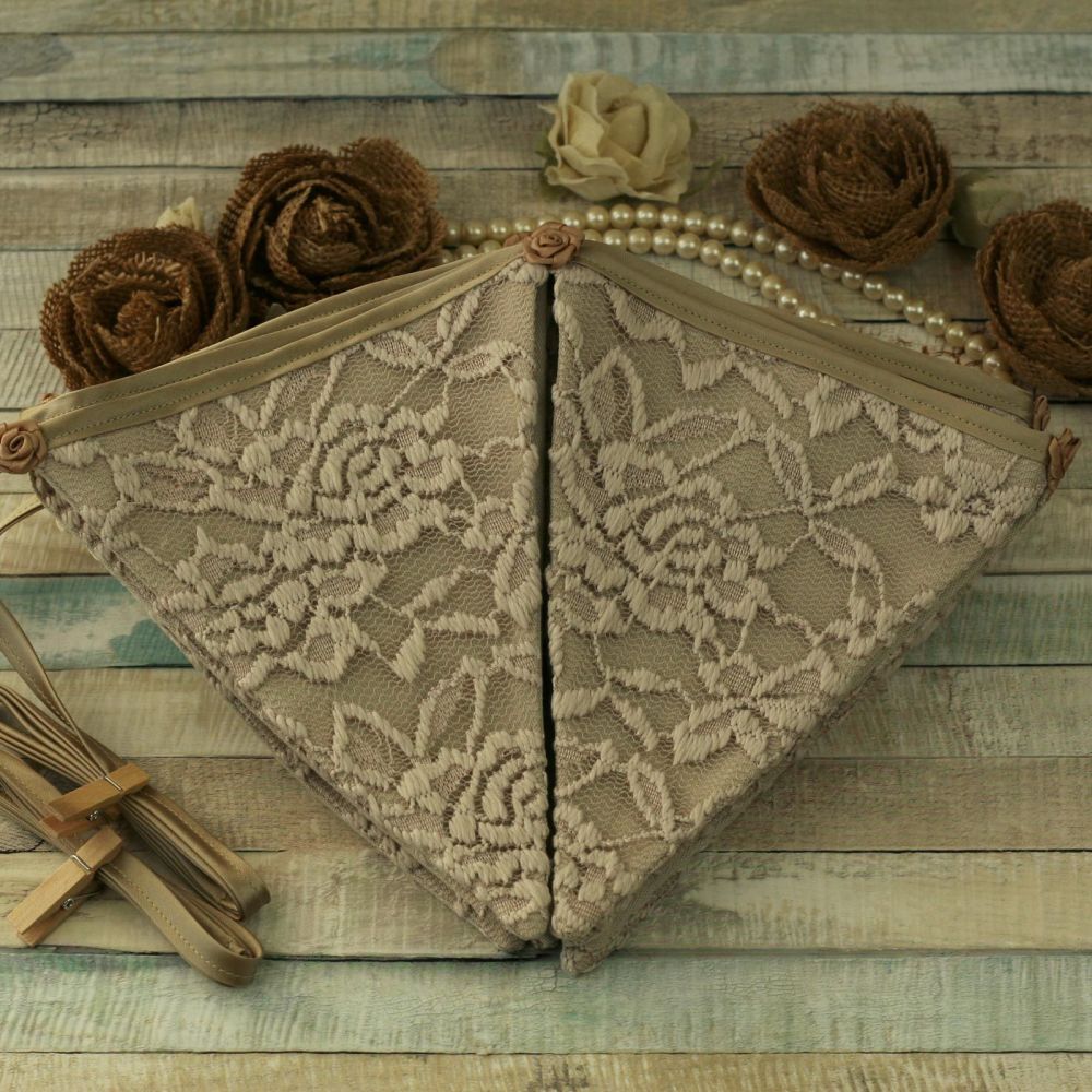 Lace Bunting: Rustic Chic Decorations