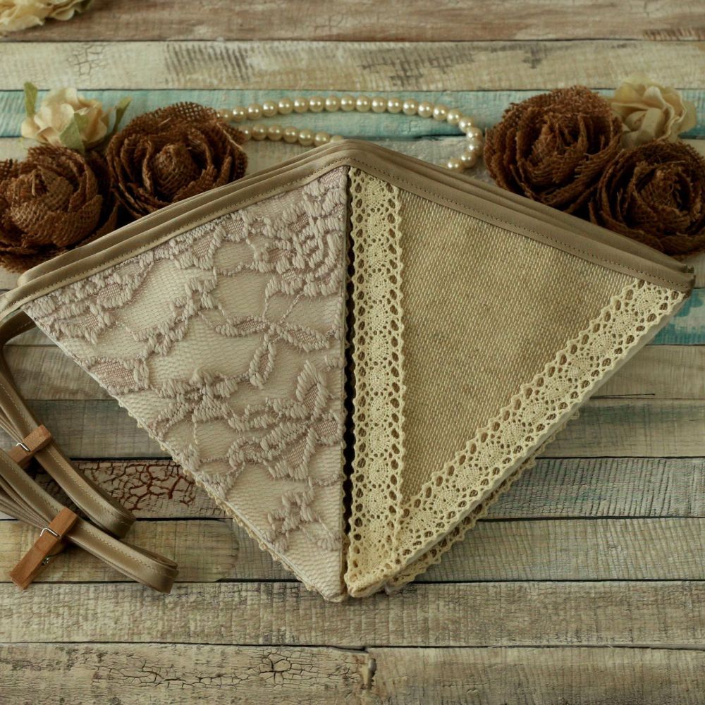 <!-- 014 -->Rustic Fabric Bunting: Country Chic Decoration