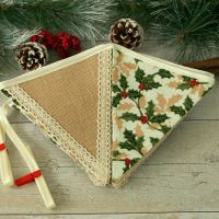 <!-- 017 -->Festive Banner: Rustic Christmas Decoration