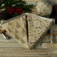 <!-- 024 -->Nordic Christmas Decor: Grey Flags