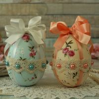 <!-- 017 -->Easter Tree Decor: Hanging Easter Egg Decorations