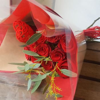 A Dozen Long Stemmed Red Roses