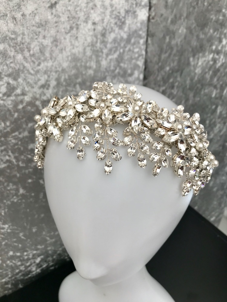 Elegant Crystal Bridal Headpiece Livia.