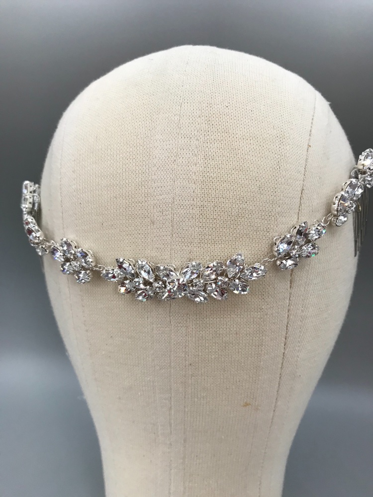 Empress Single Crystal Hair Chain.