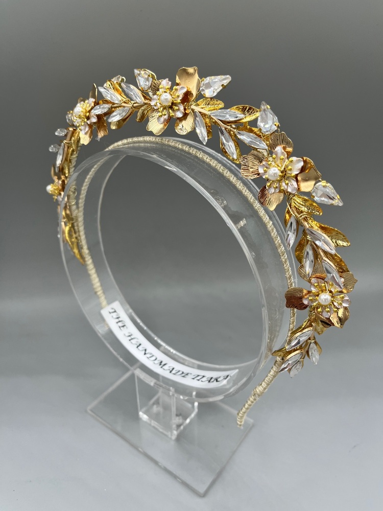 Gold blooms  bridal halo.