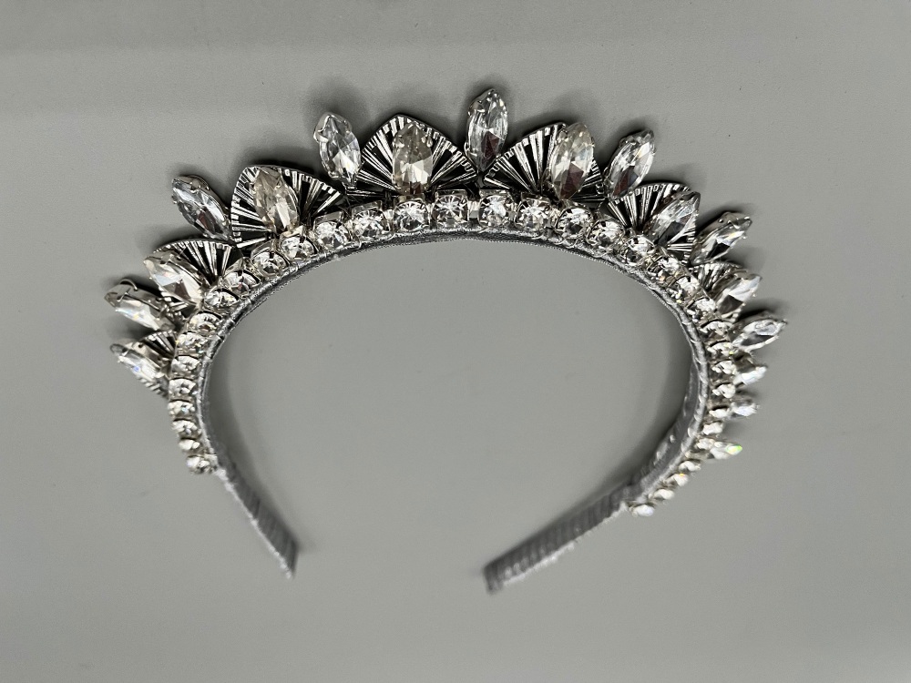 Silver Art Deco Regal tiara.