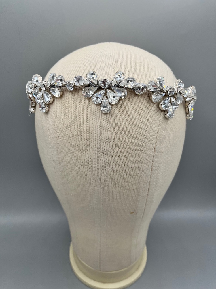 Luxury Bow Crystal Crown