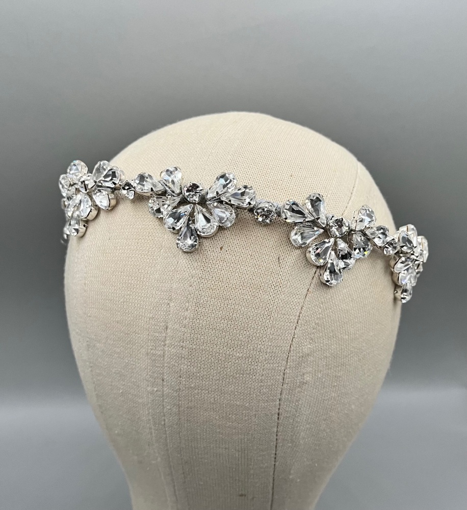 Luxury Bow Crystal Crown