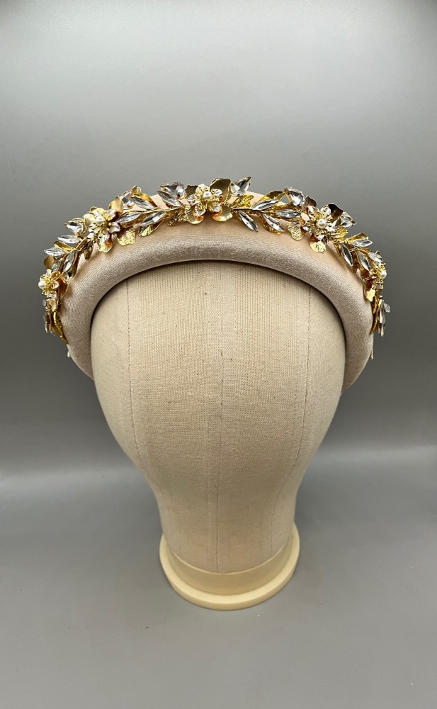 Gold blooms  bridal halo.