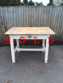 Wooden table with drawer/white legs