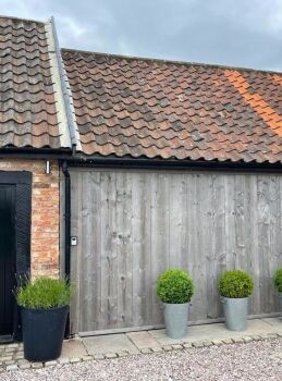 Reclaimed Pine Barn Wood Cladding