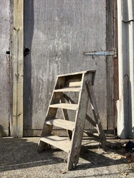 Vintage Wooden Folding 4 Step Painters Ladder Rustic