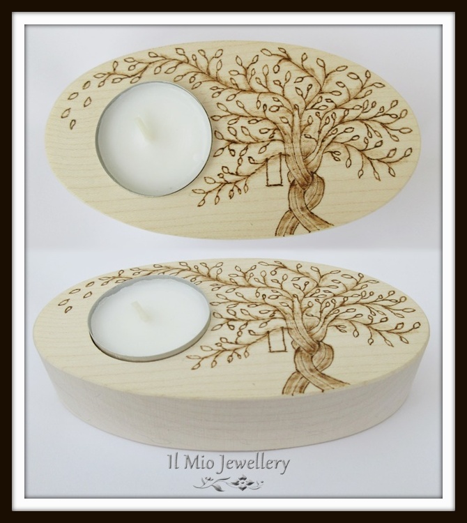 Tree tea light holder