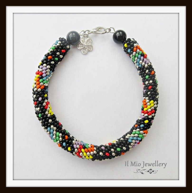 ''Crackerjack'' 11 bead circ.