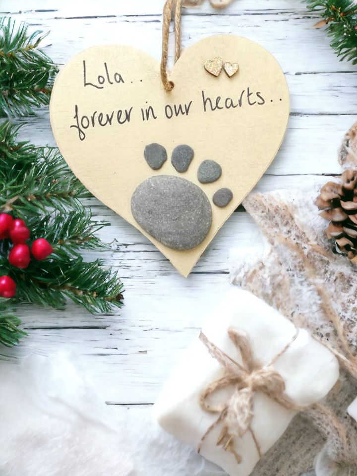 Christmas Pet Loss Dog Cat Hanging Heart Bauble Personalised Keepsake Gift, Pebble Art Paw Print Secret Santa Stocking Filler