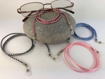Twisted Glasses Cord