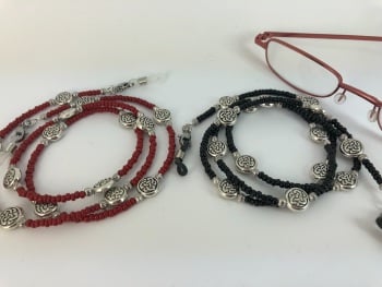 Celtic Glasses Chain - Red or Black