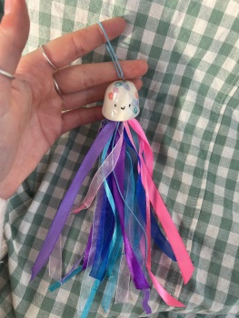 White and pink/purple jellyfish