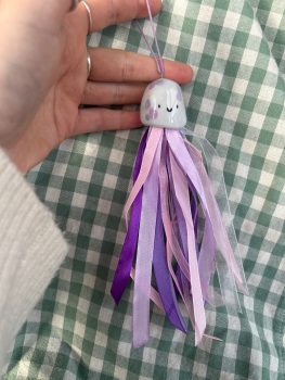 Light purple jellyfish