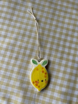 Lemon hanger